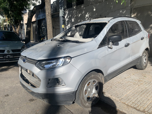 Ford Ecosport En Marcha Andando Daños Por Vuelco