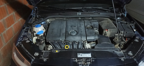 Volkswagen Vento 2.5 Luxury 170cv