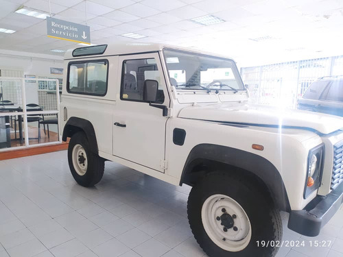 Land Rover 2005