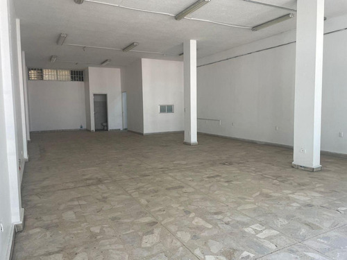 Local Comercial En Venta Y Renta Con Departamento En Col. Las Reynas, Irapuato, Gto.