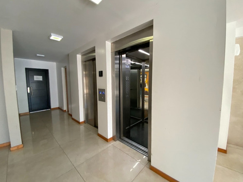 Imagen 12 de 16 de Venta Departamento 1 Dormitorio Con Balcón Terraza!!