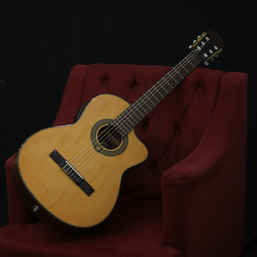 Violão Eletroacústico Nylon Cutway Lag Occitania Oc66ce