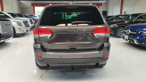 Jeep Grand Cherokee 5.7 Limited Lujo 4x4 At