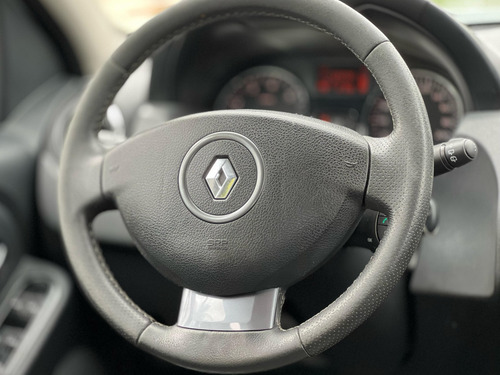 Renault Duster 2.0 DYNAMIQUE 4X2 16V FLEX 4P AUTOMÁTICO