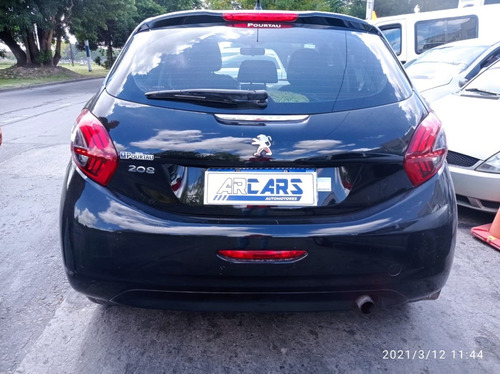 Peugeot 208 Active 1.5 Arcars
