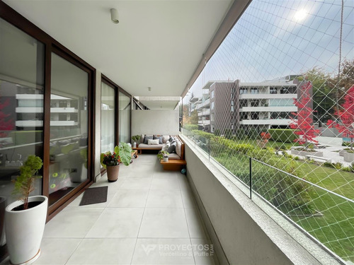 Departamento En Venta De 2 Dorm. En Lo Barnechea