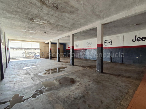 *jl/oportunidad Unica! Local En Venta Barquisimeto, Cerca Del Amp, Lara, Venezuela/josé López/# 24-8209 / 236 M²