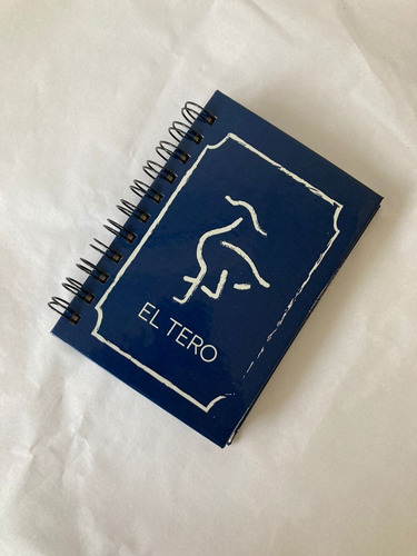 Imagen 1 de 3 de Cuaderno Grande 22cm X 15cm 80 Hojas Tapa Azul
