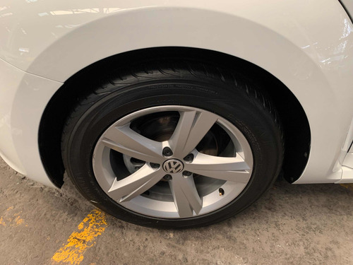Imagen 9 de 12 de Volkswagen Beetle 2.5 Sport Std 6 Vel Ac 2015