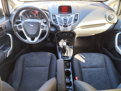 Ford Fiesta Kinetic 1.6 Design 120cv Titanium