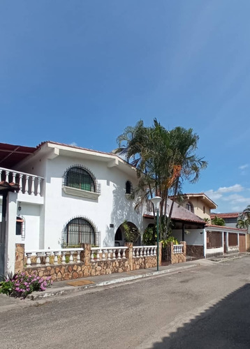Se Vende Casa Quinta En La Mora Ii - Jose Felix Ribas - La Victoria