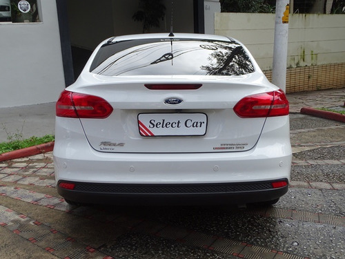 Ford Focus Sedan Titanium 2.0 Aut. 2015/2016