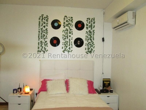 Imagen 11 de 25 de Lmgc Vende Espectacular Apartamento En La Castellana Cod: 22-5028