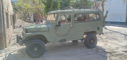 Imagen 5 de 14 de Jeep Ika Ika