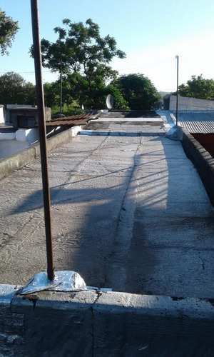 Imagen 13 de 14 de Casa En Venta De 3 Dormitorios Con Renta En La Teja, Montevideo