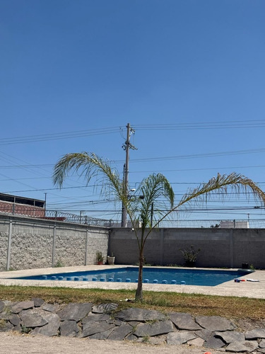 Casa En Renta Chulavista Iii, Queretaro. 3 Rec, 3 Baños, Privada Con Alberca