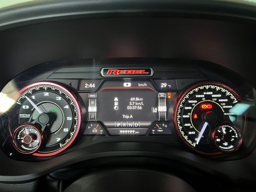 RAM 1500 5.7 V8 GASOLINA REBEL CD 4X4 AUTOMÁTICO
