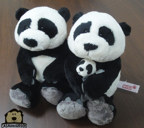 Casal De Ursos Ursinhos Panda 25cm + 25cm +8cm Casa Do Urso