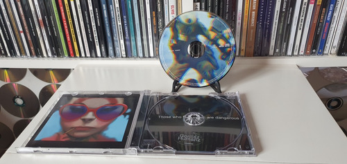 Cd Gorillaz - Singles Collection +cd Gorillaz Humanz - Leia!