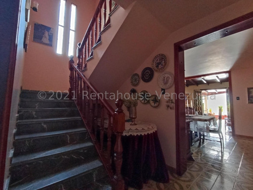 Imagen 6 de 14 de Acogedora Casa En Venta El Castaño 22-3410 Dc