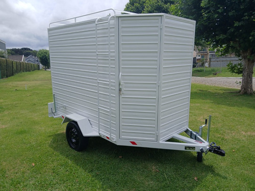 Carreta Baú Mede 1,40 X2m Mais 50 Cm Com 1.50 Altura