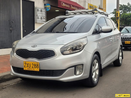 Kia Carens 2.0 Suv Ex