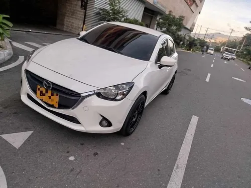 Mazda 2 1.5 Touring