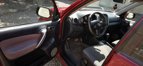 Imagen 11 de 12 de Toyota Rav4 2004 Vagoneta Base At