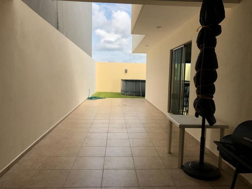 Imagen 18 de 21 de Lomas Residencial, Casa En Renta Amueblada De 3 Recámaras Y Jardín