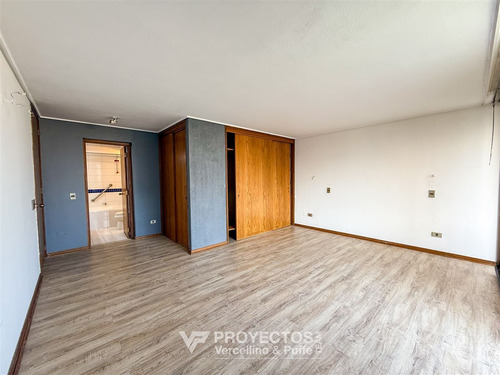 Espacioso Y Luminoso Dpto En Arriendo De 3 Dorm. En Vitacura