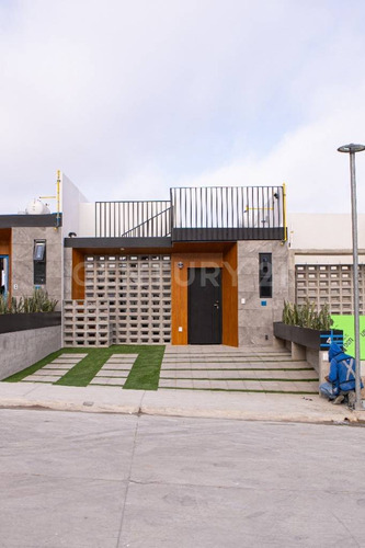 Casas En Venta Sole Colonia Soler, Tijuana, Baja California.