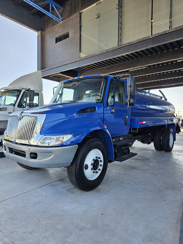 International 4300 Modelo 2013 Pipa De Agua 10,000 Litros