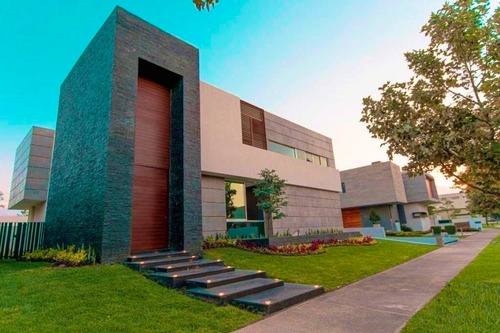 Imagen 1 de 14 de Casa Nueva De Lujo En Venta En Coto Cerca De Plaza Andares