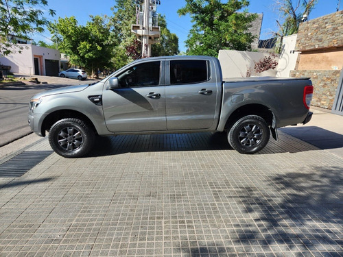 Imagen 16 de 18 de Ford Ranger 3.2 Tdi C/d 4x2 Xls