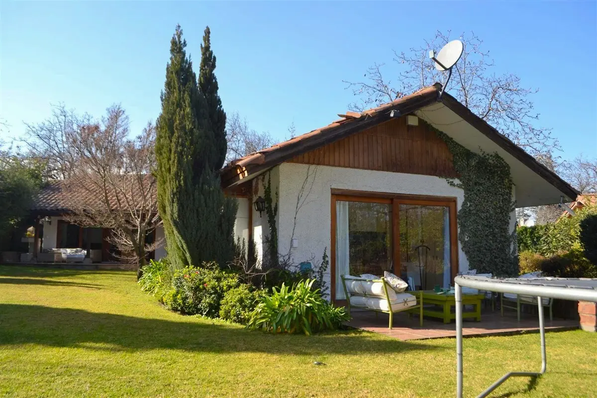 Imagen 3 de 30 de Casa En Venta De 4 Dorm. En Lo Barnechea