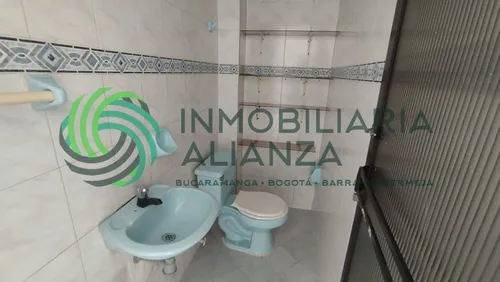 Local En Arriendo En Antonia Santos Centro. Cod A15739