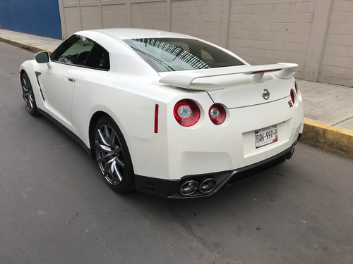 Nissan Gtr Biturbo Premium 2015 (nuevo, De Coleccion)