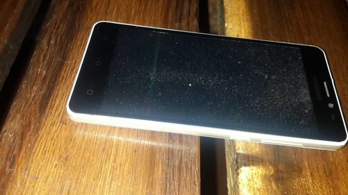 Celular Hyundai E-500