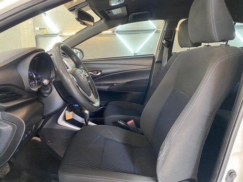 Toyota Yaris 1.3 16V FLEX XL MULTIDRIVE