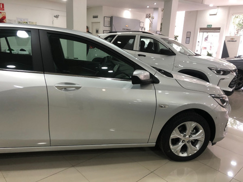 Imagen 9 de 19 de Chevrolet Onix 1.0 Turbo Premier I Mt