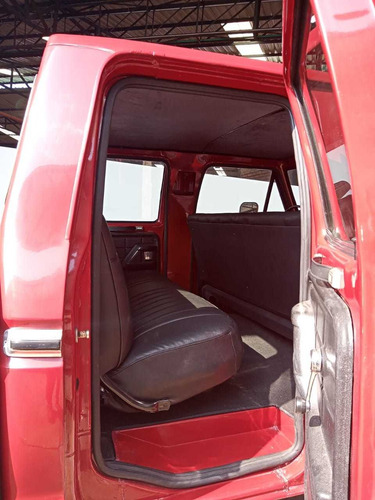Camioneta Ford 250 Custom
