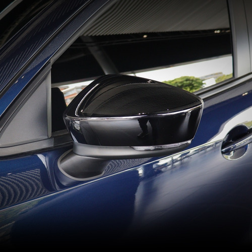 Imagen 15 de 17 de Mazda 2 Carbon Edition Azul