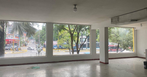 Imagen 7 de 13 de Mg 156426 Alquiler De Local Comercial En Plena Av Bolívar, Valencia