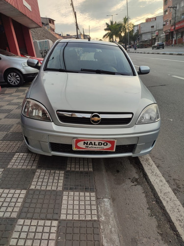 Imagem 3 de 10 de Gm Corsa Premium 1.4 2009