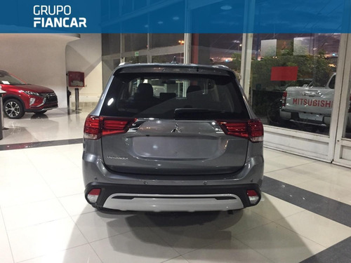 Mitsubishi Outlander 4x2 2.0 2021 0km