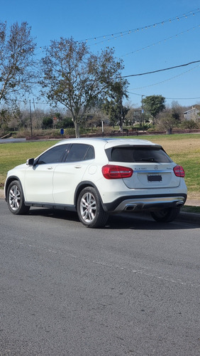 Mercedes-Benz Clase GLA 1.6 Gla250 At Sport B.efficiency
