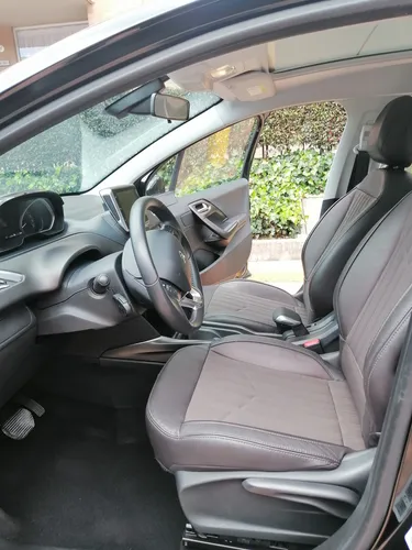Peugeot 2008 1.6 Active