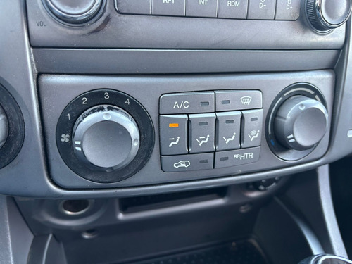 SsangYong Stavic Mt 4x2