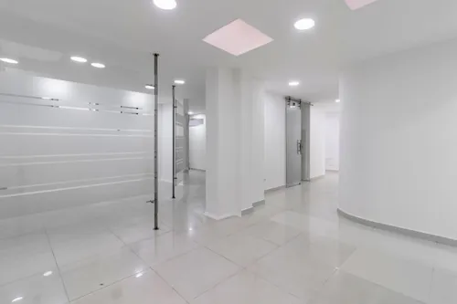 Local En Arriendo/venta En Chapinero Alto. Cod A22221
