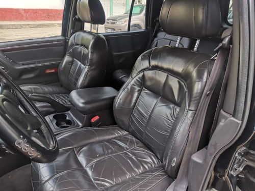 Imagen 7 de 9 de Jeep Grand Cherokee Limited 4x4 Blindada Nivel 2